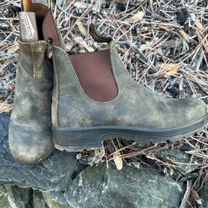 Antique brown Blundstone leather boots. Size 37,7,4 Australian. Good condition.